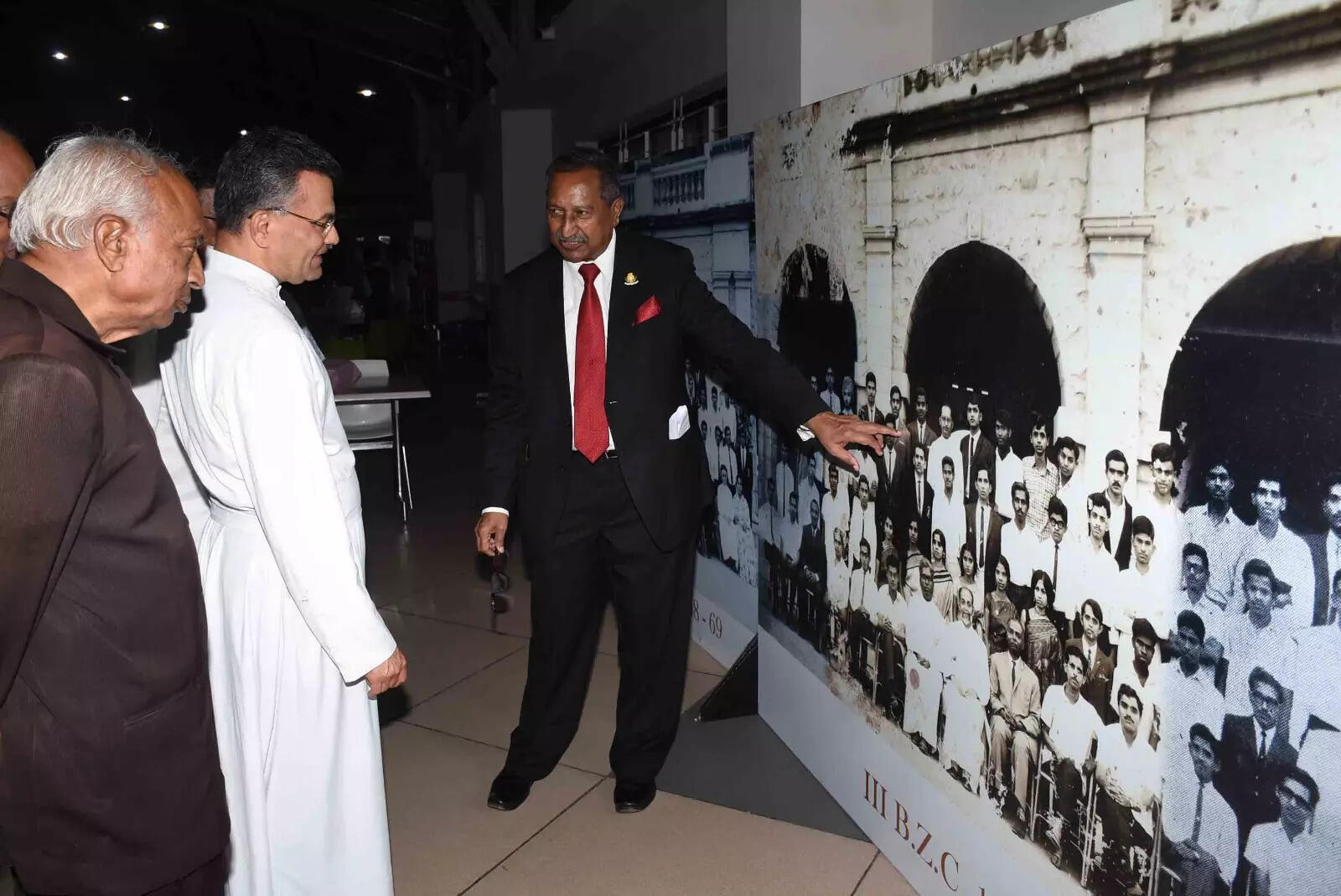 WhatsApp Image 2025-08-10 at 17.32.52 (1)(1).