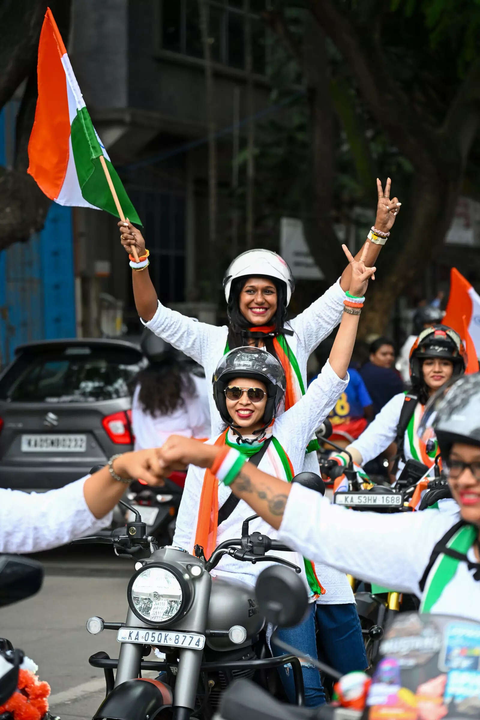 general women riders (5)