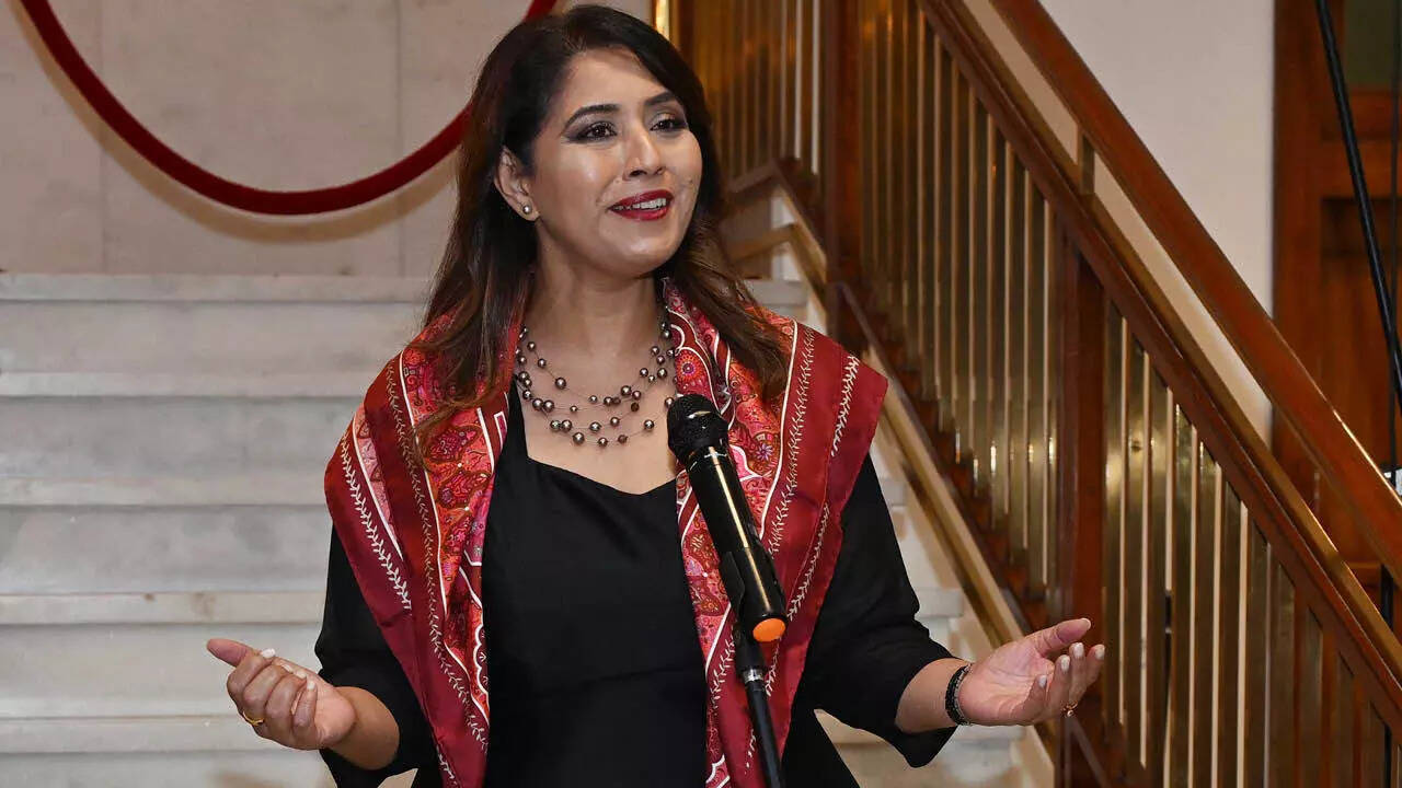 Sunanda Rao gave a special solo performance. Her heartfelt renditions of some of the film’s most iconic songs were met with warm applause