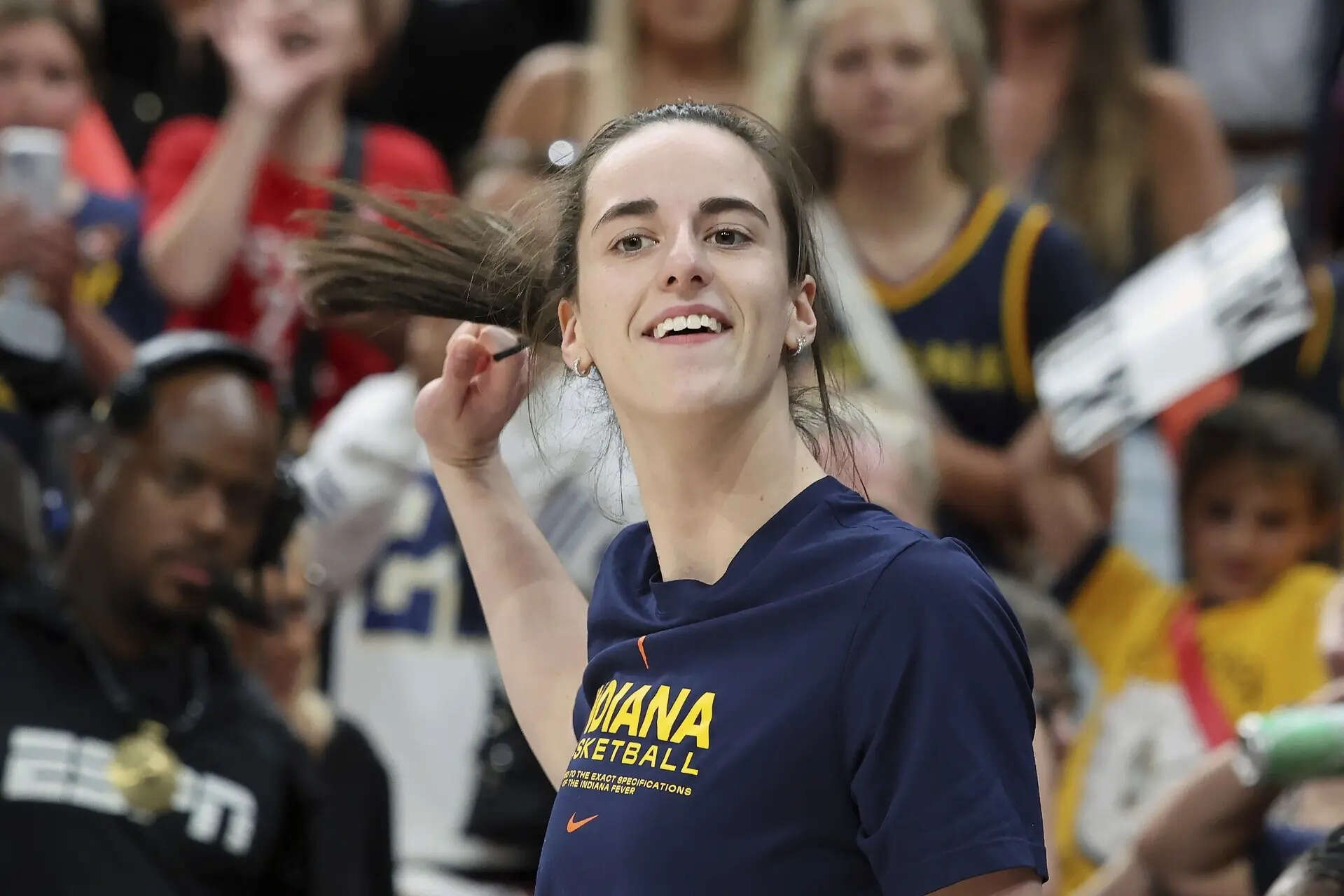 Indiana Fever vs Connecticut Sun WNBA Game