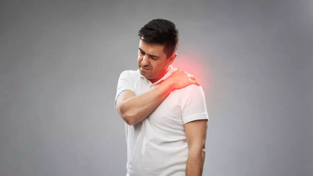 தோள்பட்டை வலி மற்றும் இரத்த புற்றுநோய்க்கு இடையிலான இணைப்பு