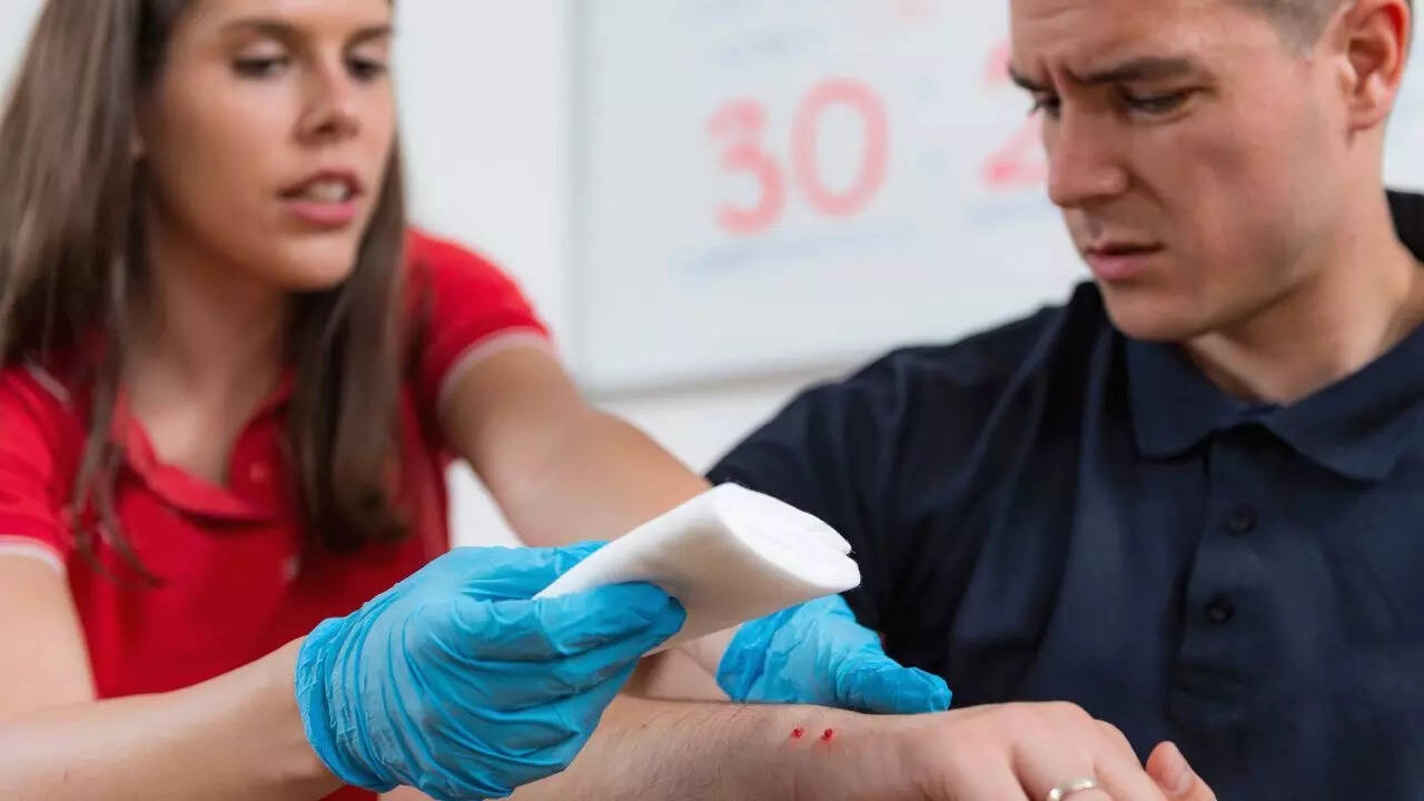 First aid for snakebites