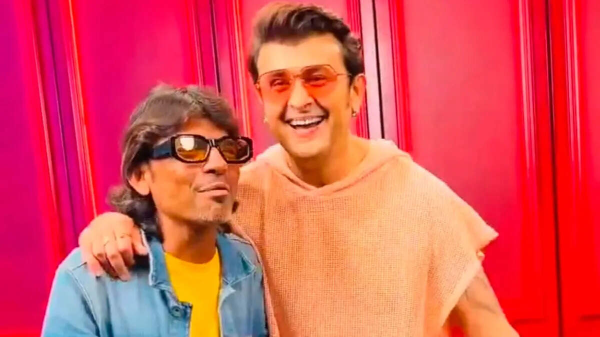 Sonu-Nigam-Raju-Kalakaar-2025-07-12-12-06-28.