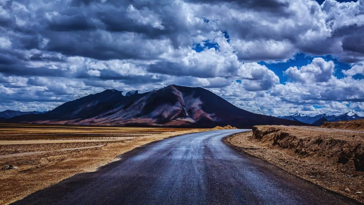 Leh-Manali Highway, India