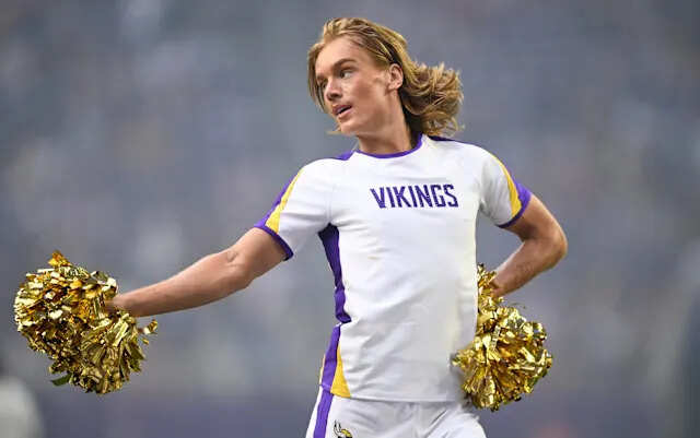 Vikings' male cheerleaders spark fresh debate on masculinity in NFL (Image via Getty) Male cheerleaders