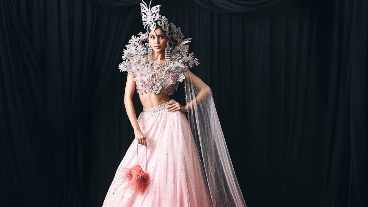 Designs of Suneet Varma
