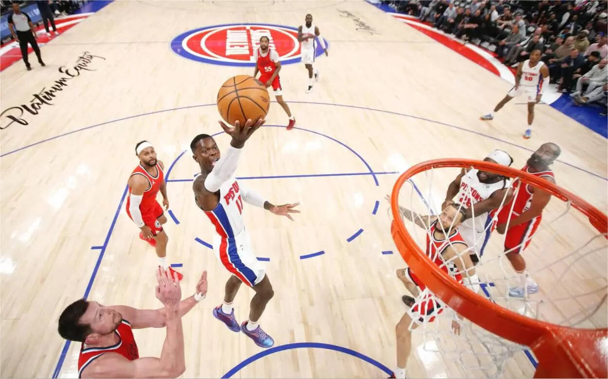 Dennis Schroder in action