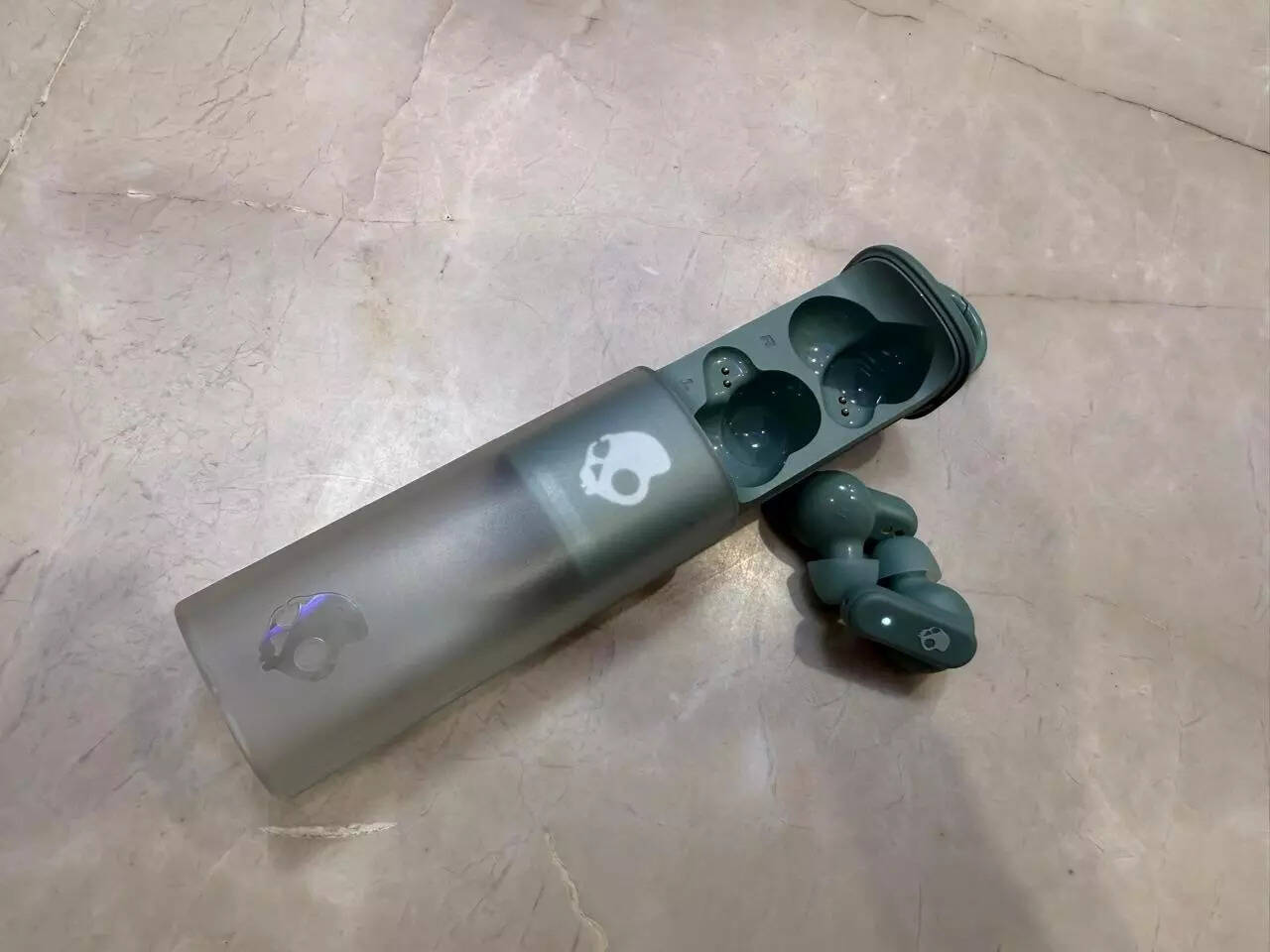 e8d4e05e-bce7-4b3f-b74c-e36bbc462ad9