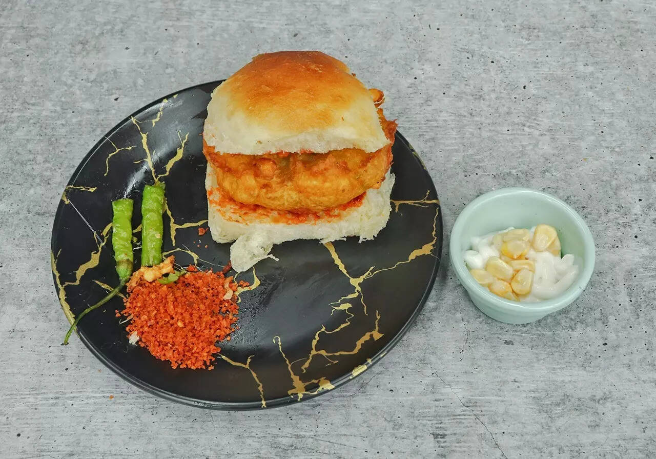 Corn Cheese Vada Pav
