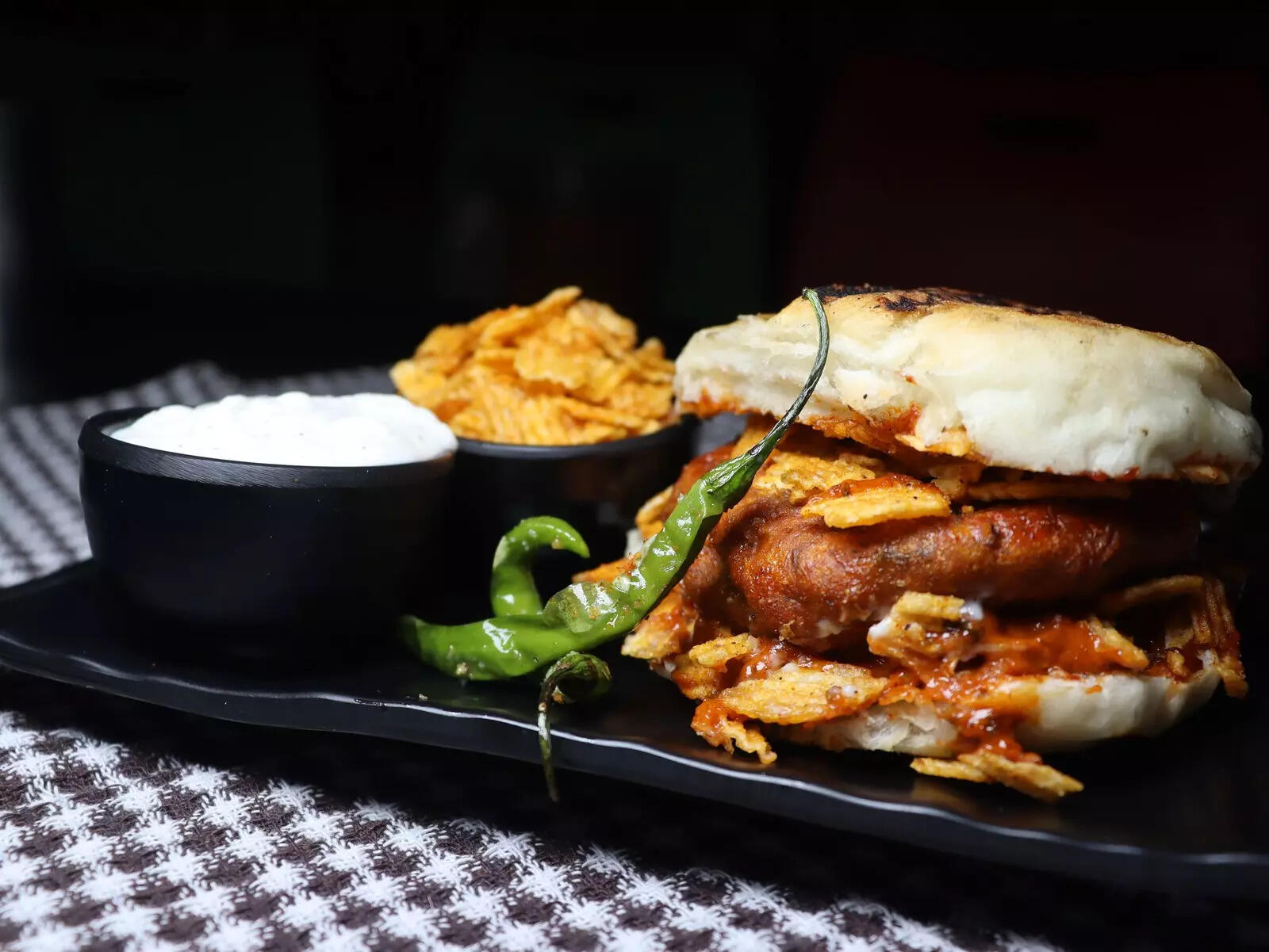 Tandoor Vada pav