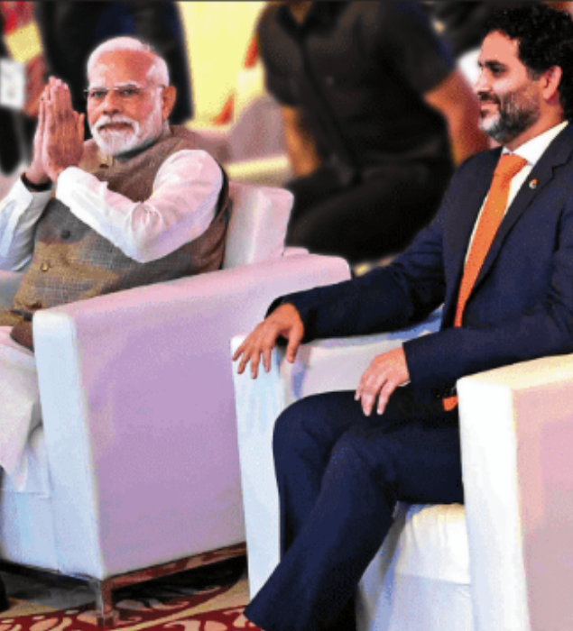 PM Modi and Times Internet chairman Satyan Gajwani at the ET World Leaders Forum