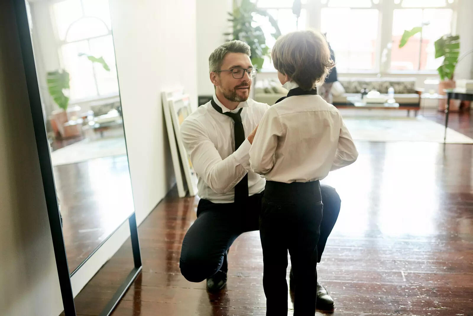 Parenting tips to help children without over-parenting​