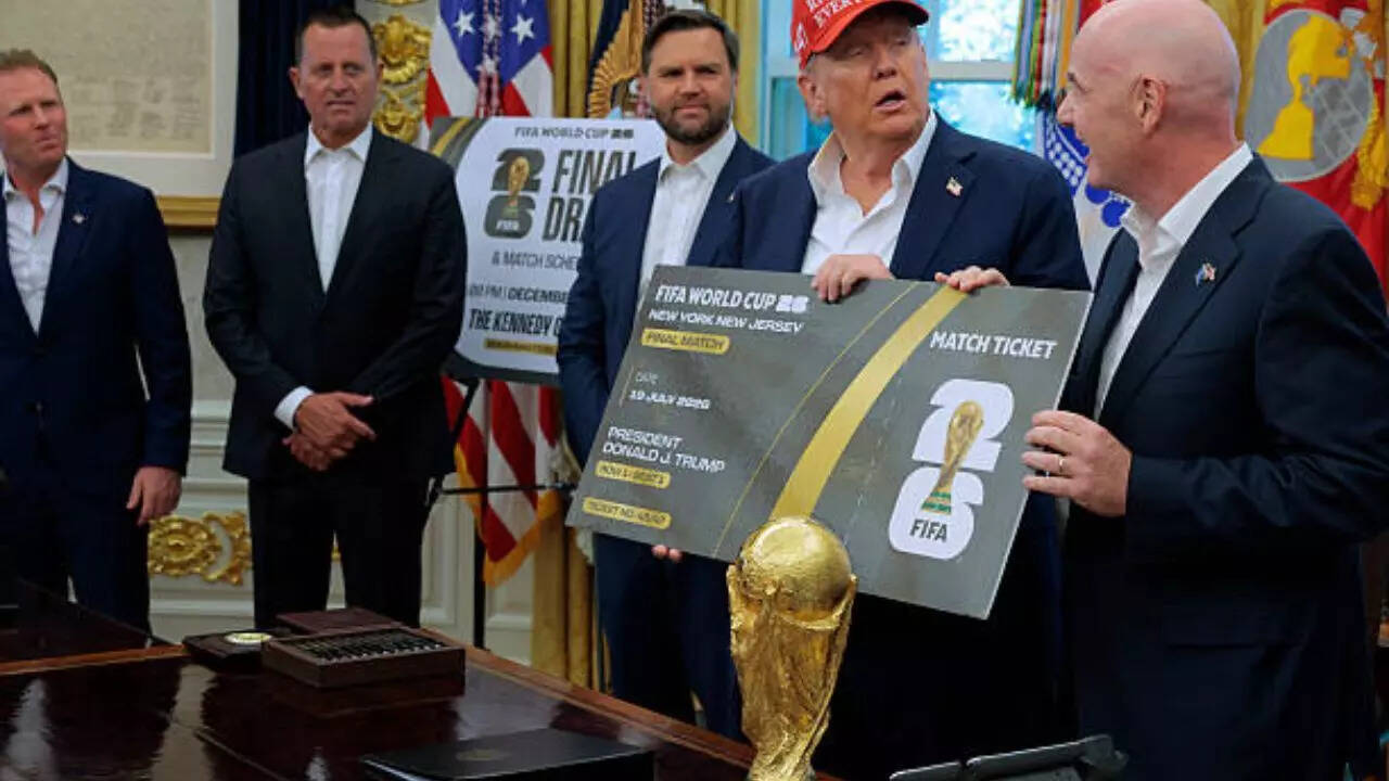 Image credits: Getty Images Comments section turned into a Trump-appreciating section