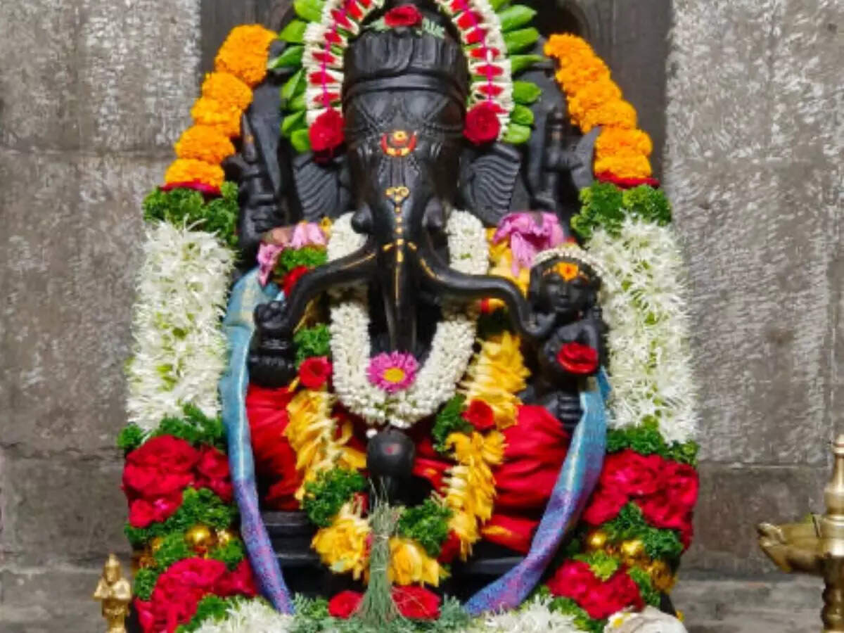 Ganesha idol