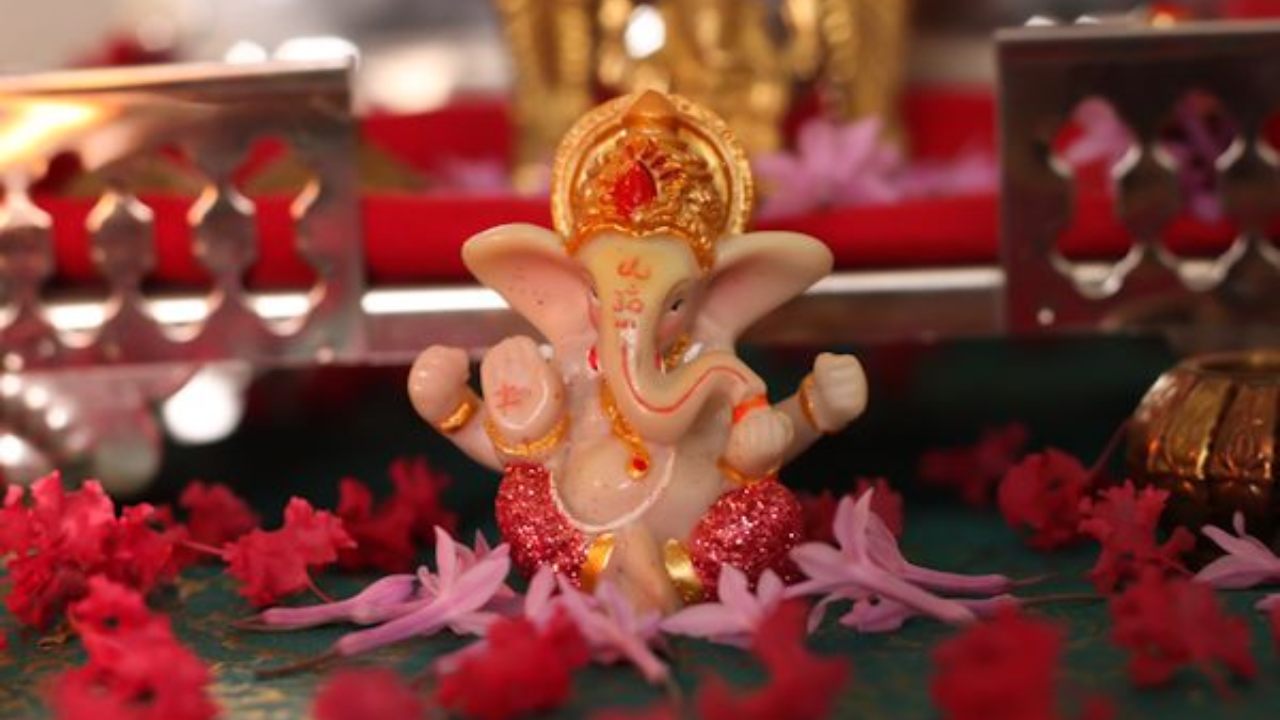 (Image Credits: Pinterest) Best Vinayaka Chaturthi messages