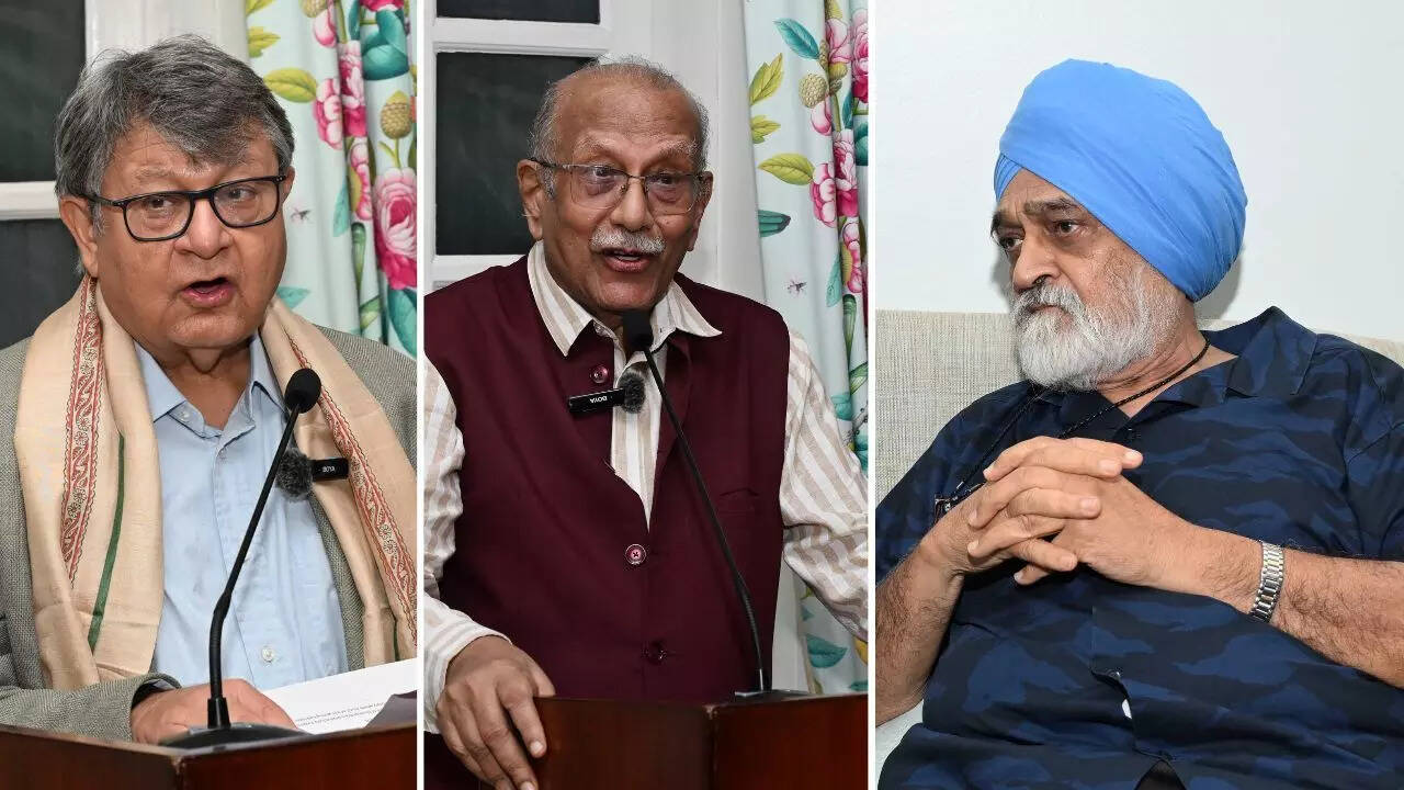 Suman Bery, Nitin Desai and Montek Singh Ahluwalia