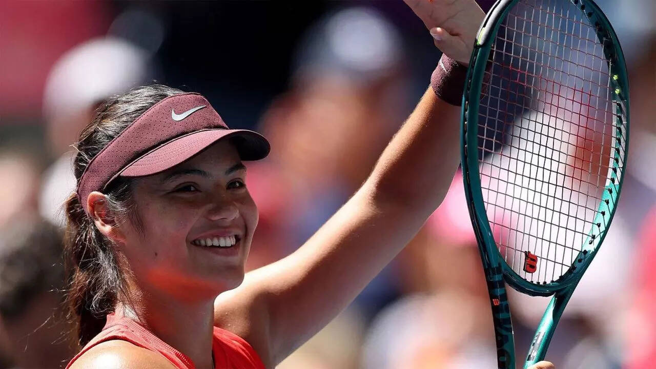 Emma Redukanu after winning her second round match at the US Open. (AFP Photo) Redukenu-2708-AFP