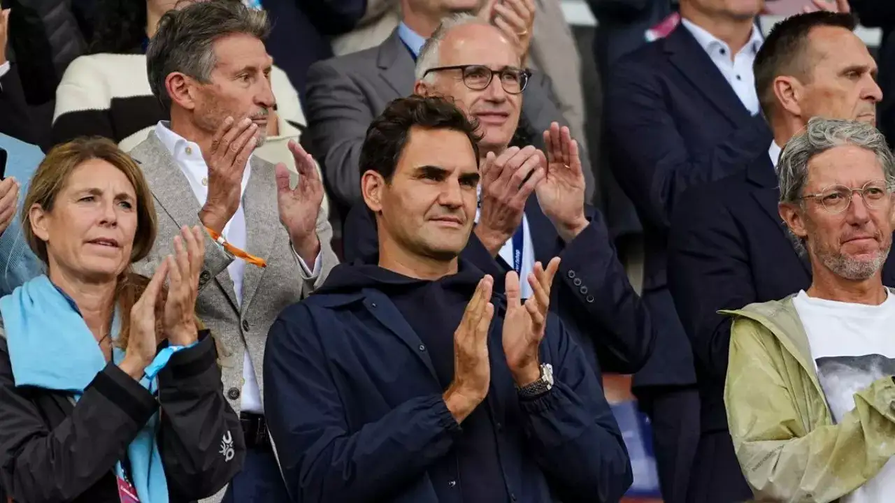 Roger Federer participated in the Diamond League final in Zurich. (Image: X/World Athletics) Roger-Federer-DL Final
