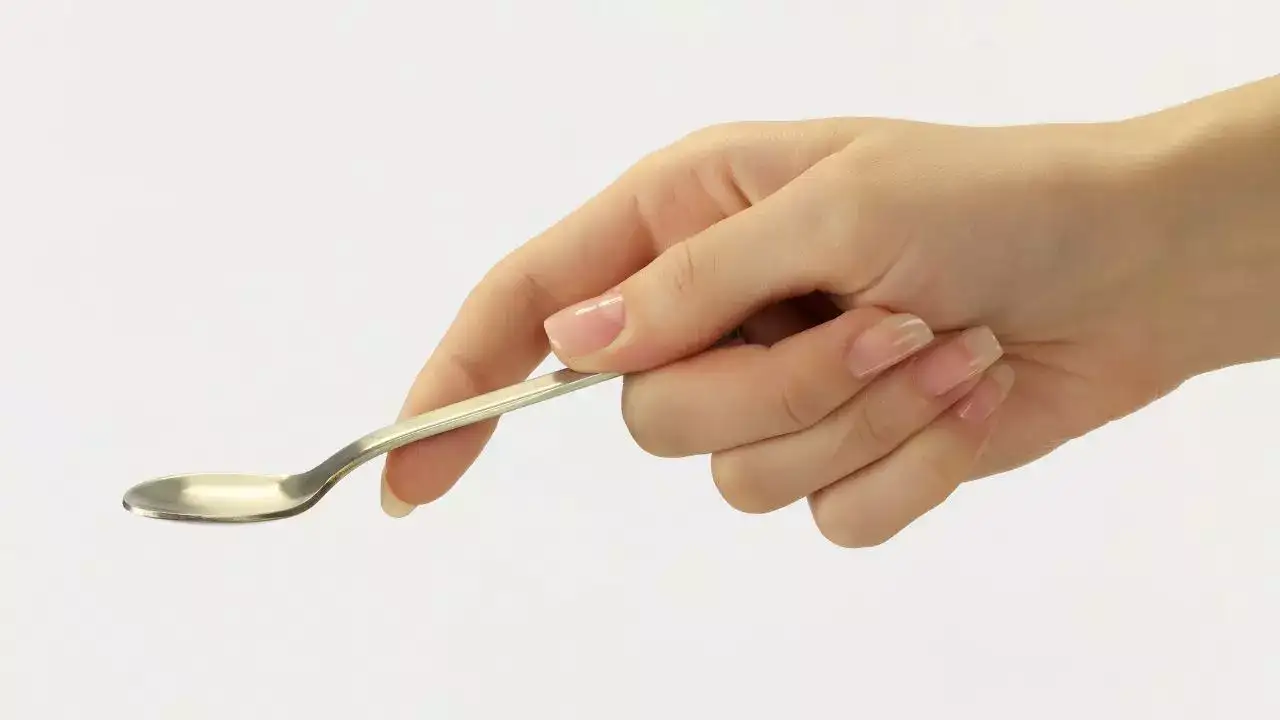 How the spoon test for sleep deprivation works