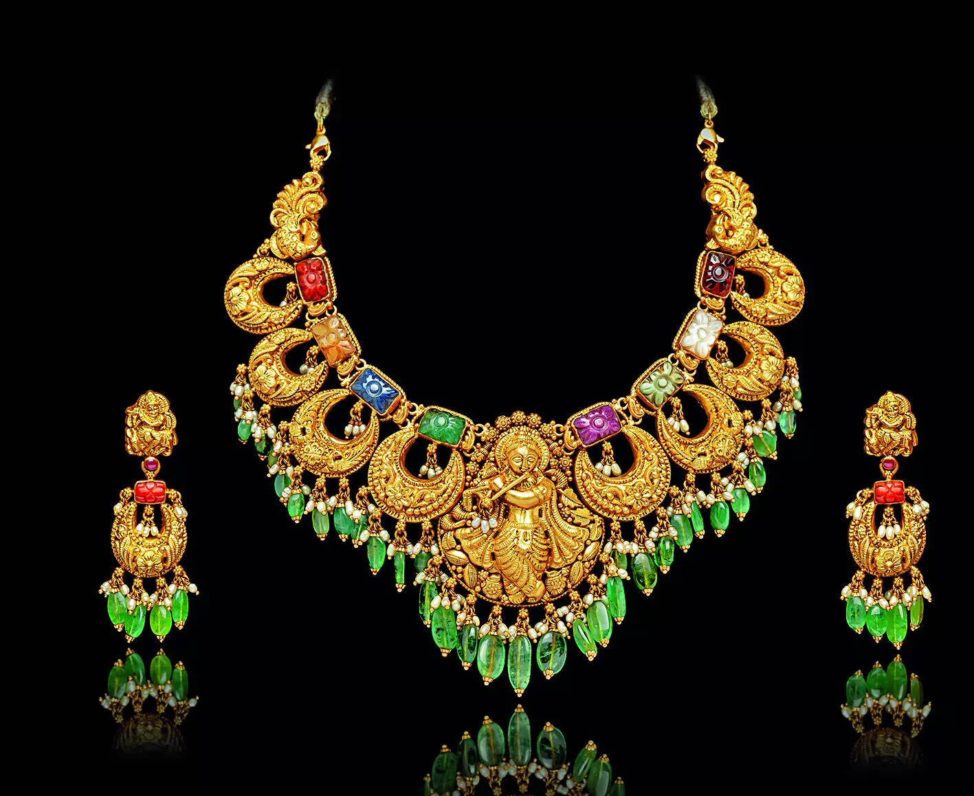 Elegant neckwear for the festive season