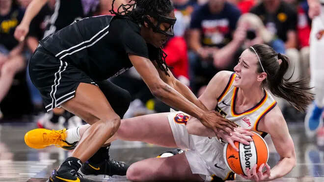 Caitlin Clark vs the Valkyrie