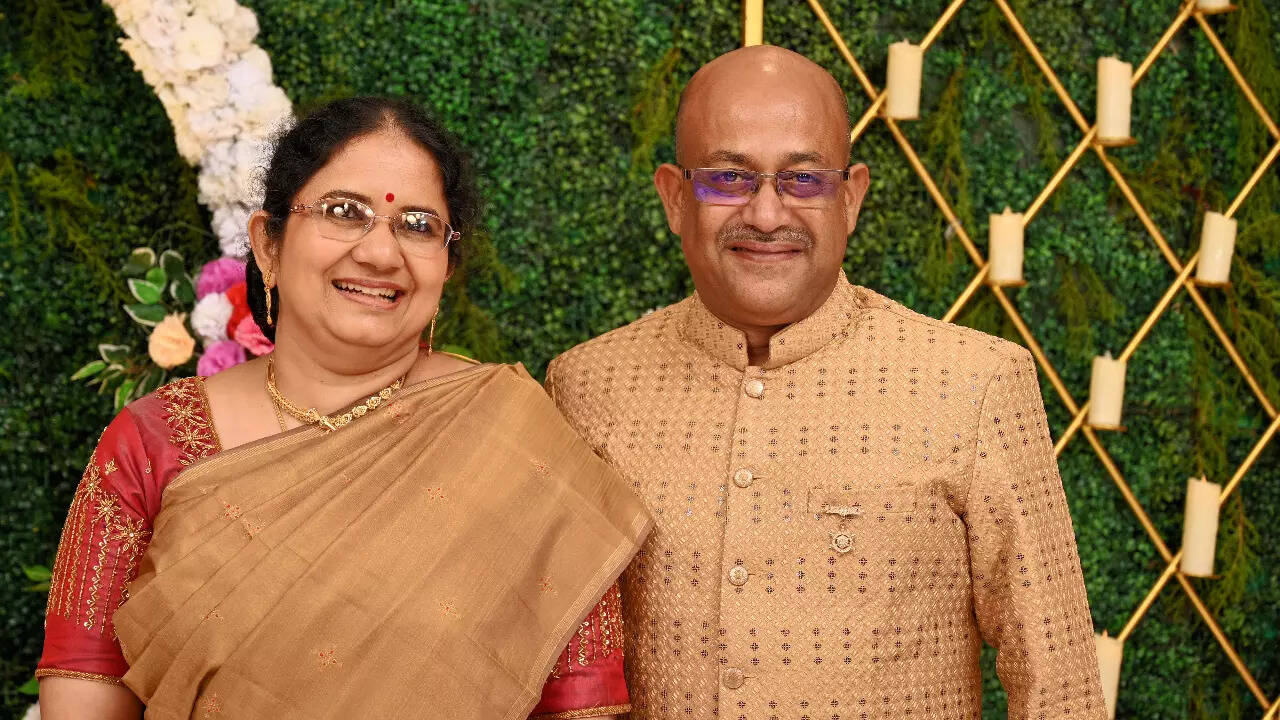 Sudha & Mahesh