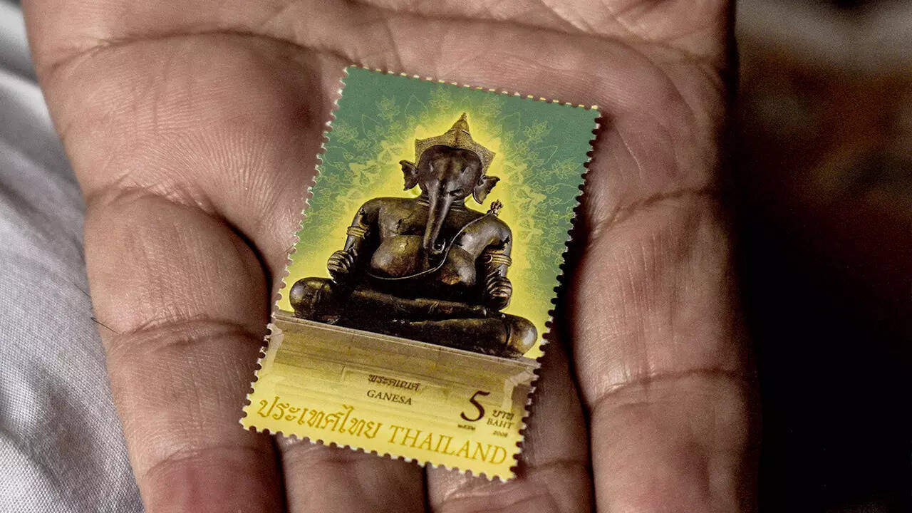 भगवान गणेशास समर्पित स्टॅम्प कलेक्शनची झलक