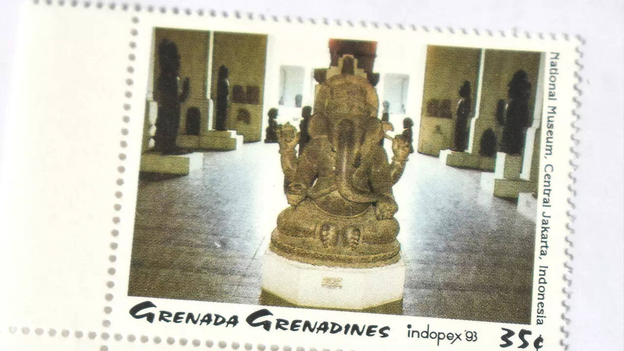 भगवान गणेशास समर्पित स्टॅम्प कलेक्शनची झलक