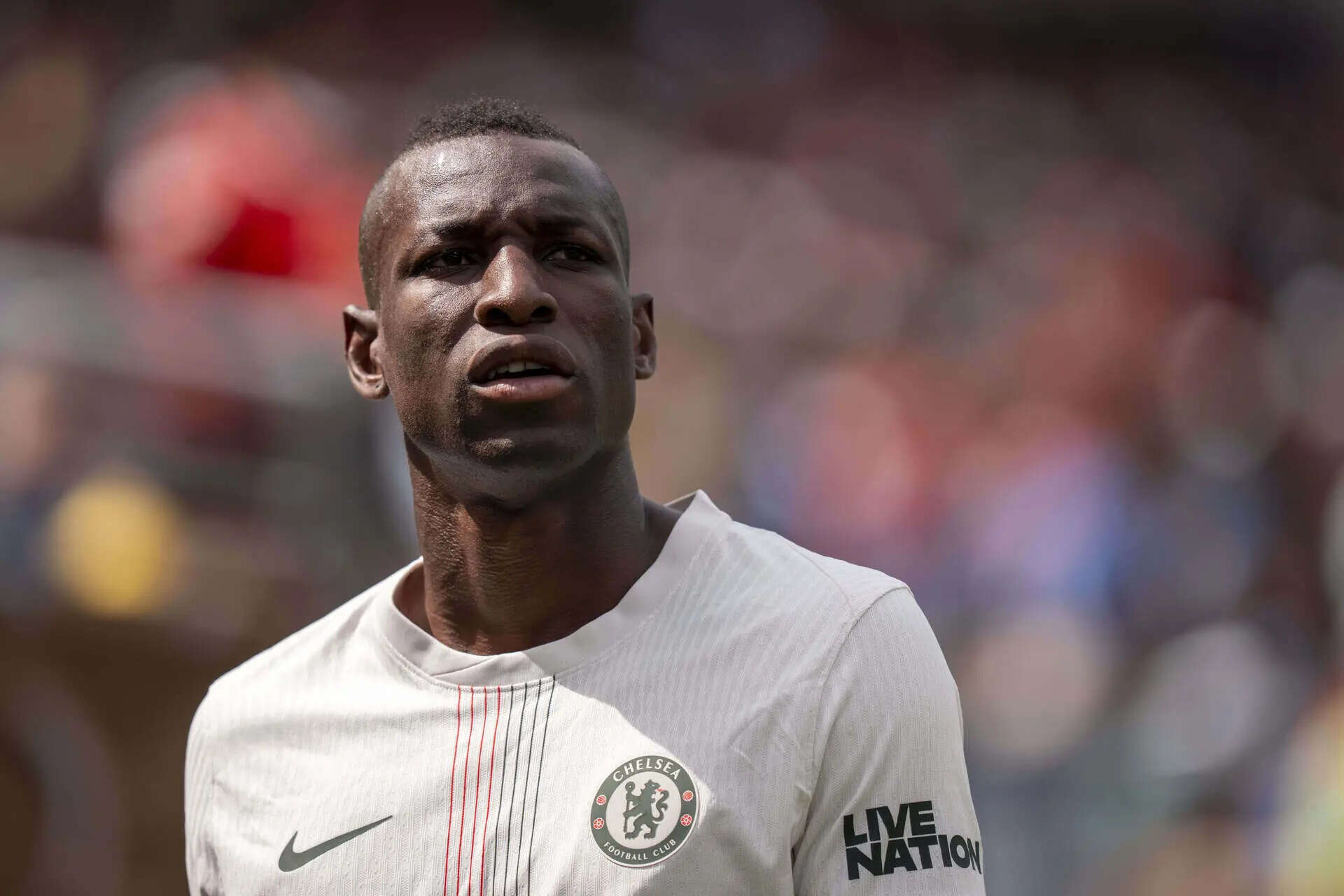 Bayern Munich signs Nicolas Jackson from Chelsea after on-off talks