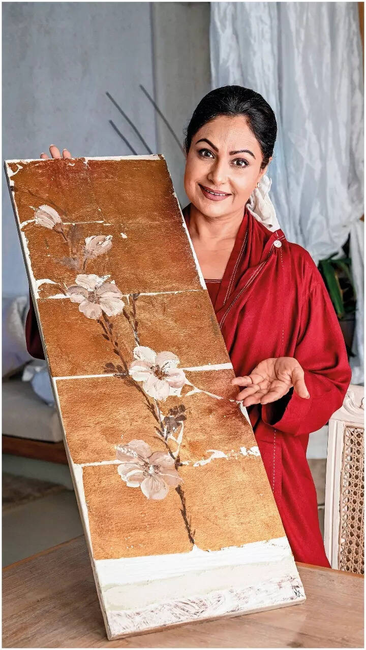 Ayesha Jhulka's artistic side
