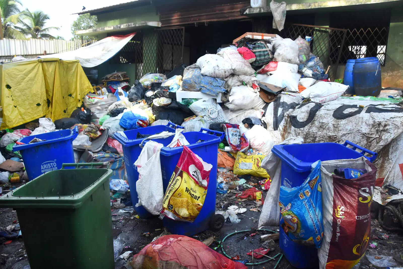 Garbage galore at Indiranagar
