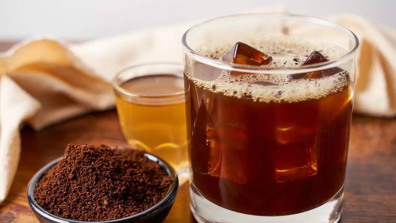 Caffeinated drinks and alcohol: A risky mix
