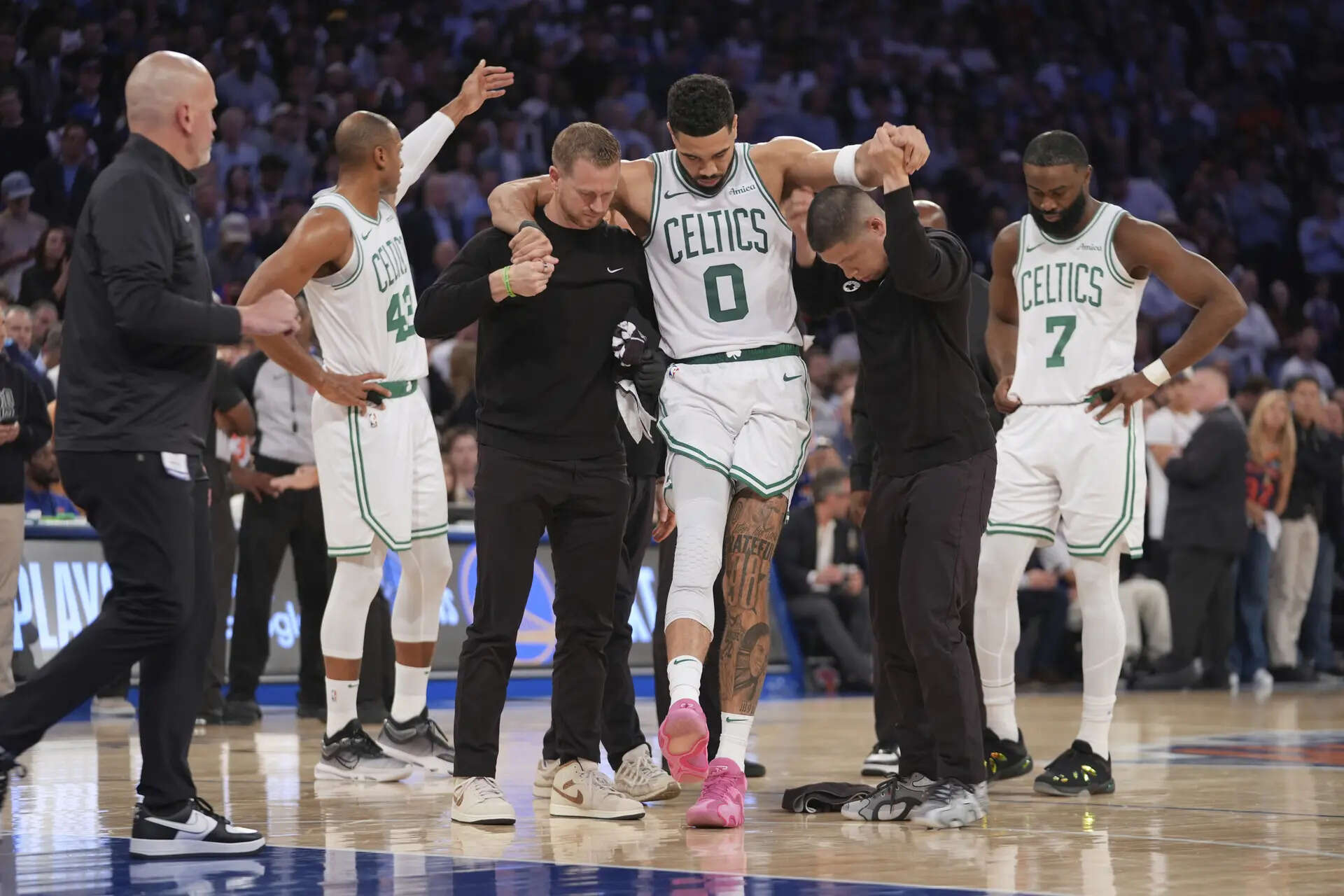 Celtics' Brad Stevens shuns idea team is in a rebuild with Jayson Tatum out