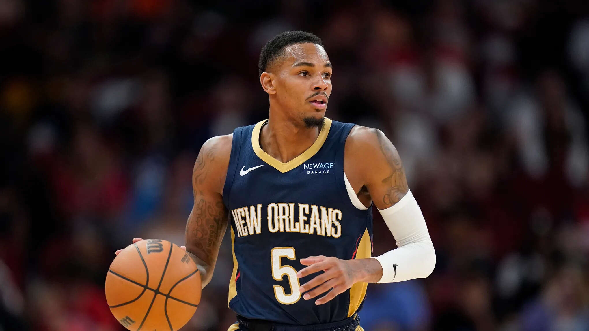Dejounte Murray (Image via Getty) Dejounte Murray