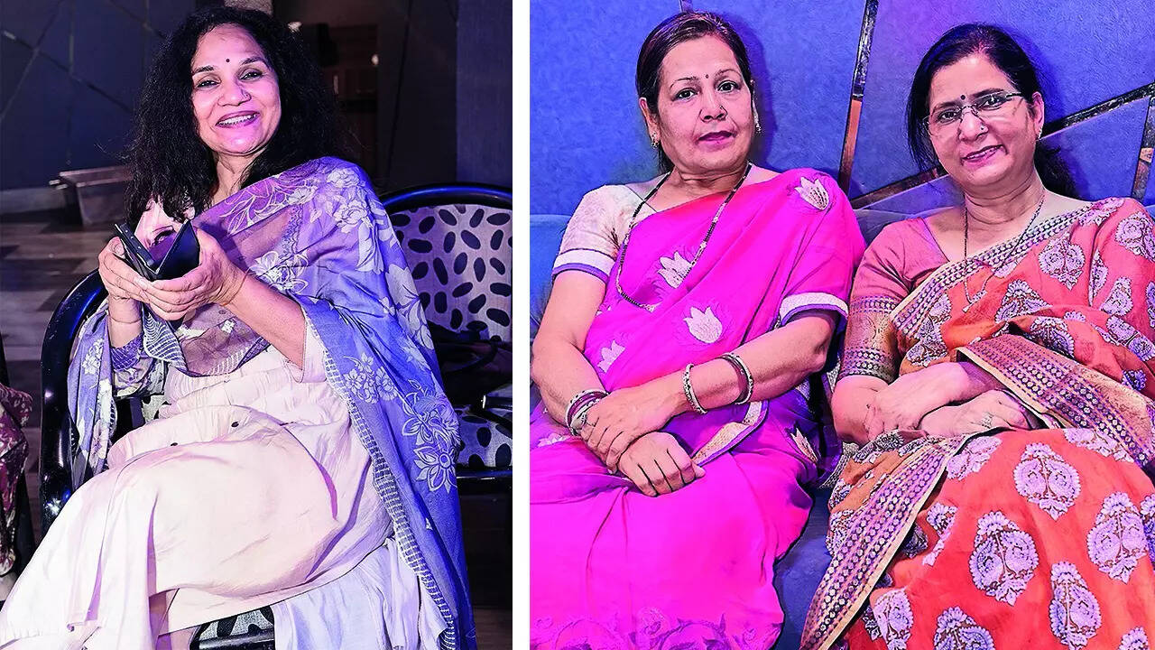 (L) Anita (R) Arti Dubey and Rekha