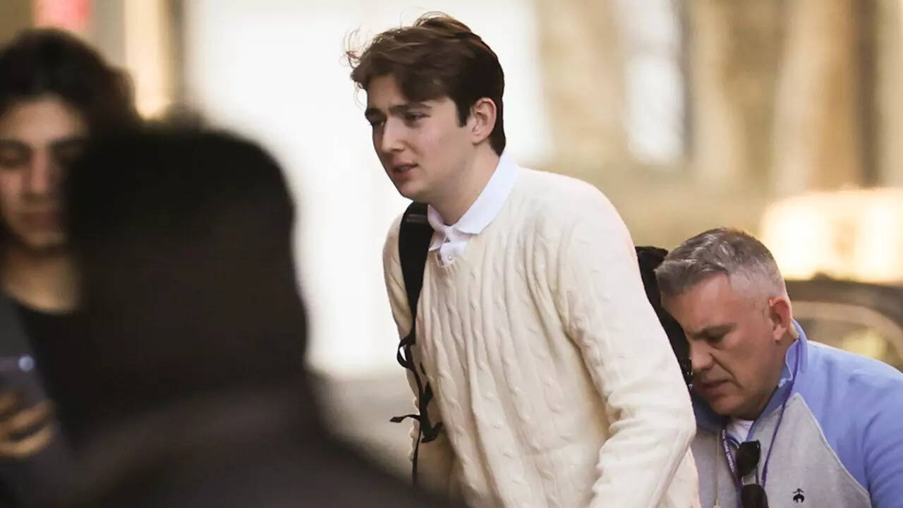 Barron Trump (4)