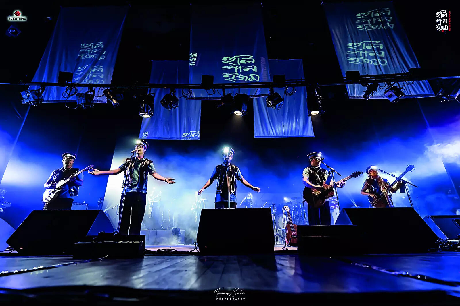 Hooligaanism performing at a concert