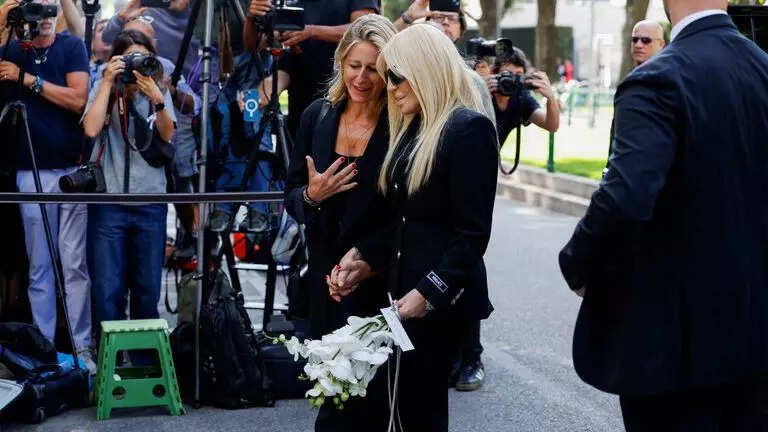 skynews-donatella-versace-giorgio-armani_7012702