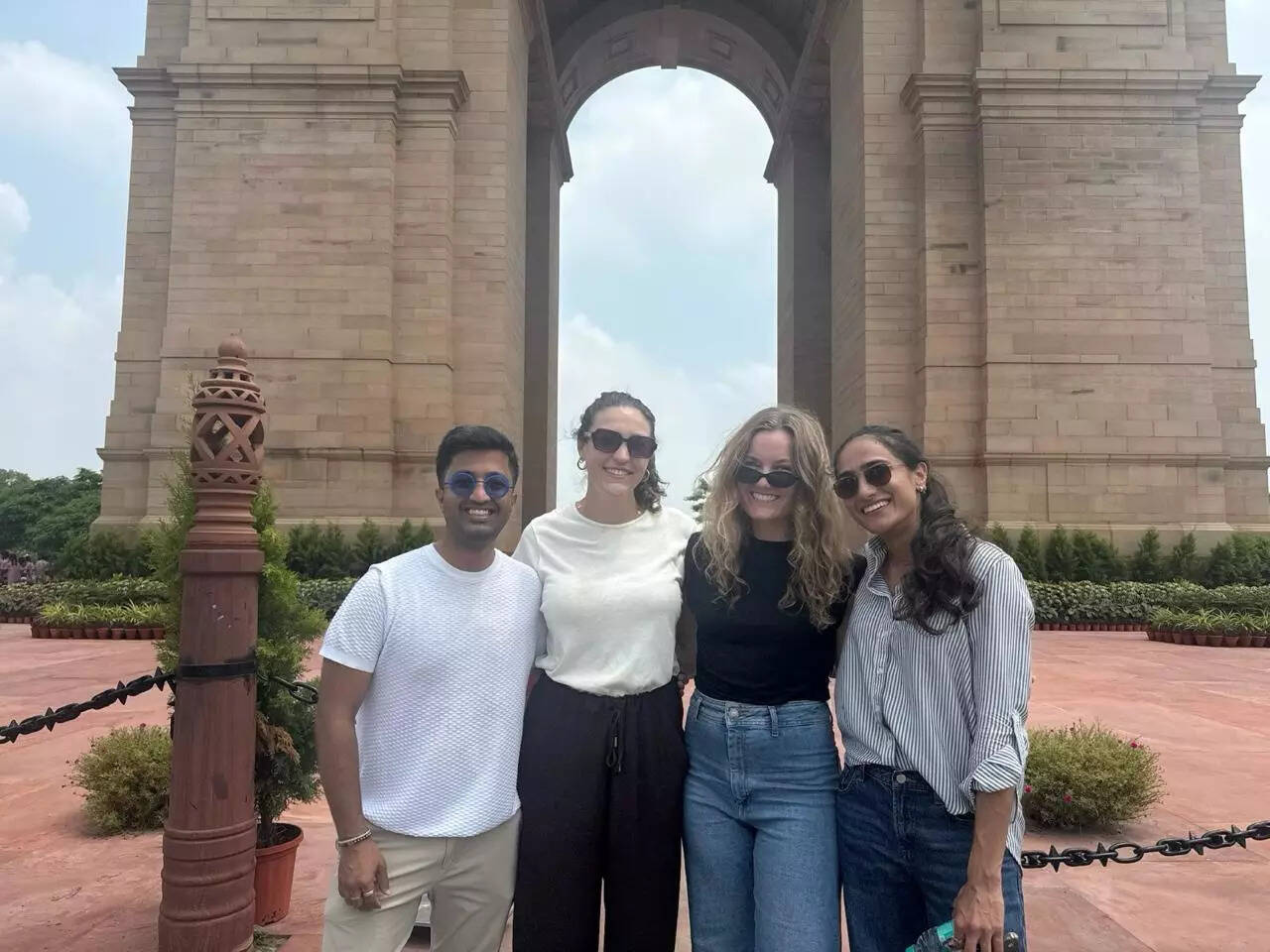 शाम के विपरीत कुछ भी विपरीत था जिसे प्रतिनिधिमंडल ने अनुभव किया था। व्हाट्सएप इमेज 2025-09-11 10.11.25 (6) पर।