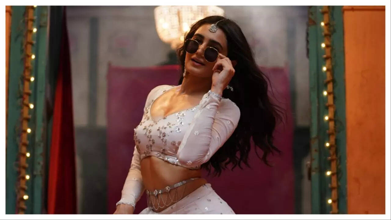 Vedika Pinto in a still from Nishaanchi