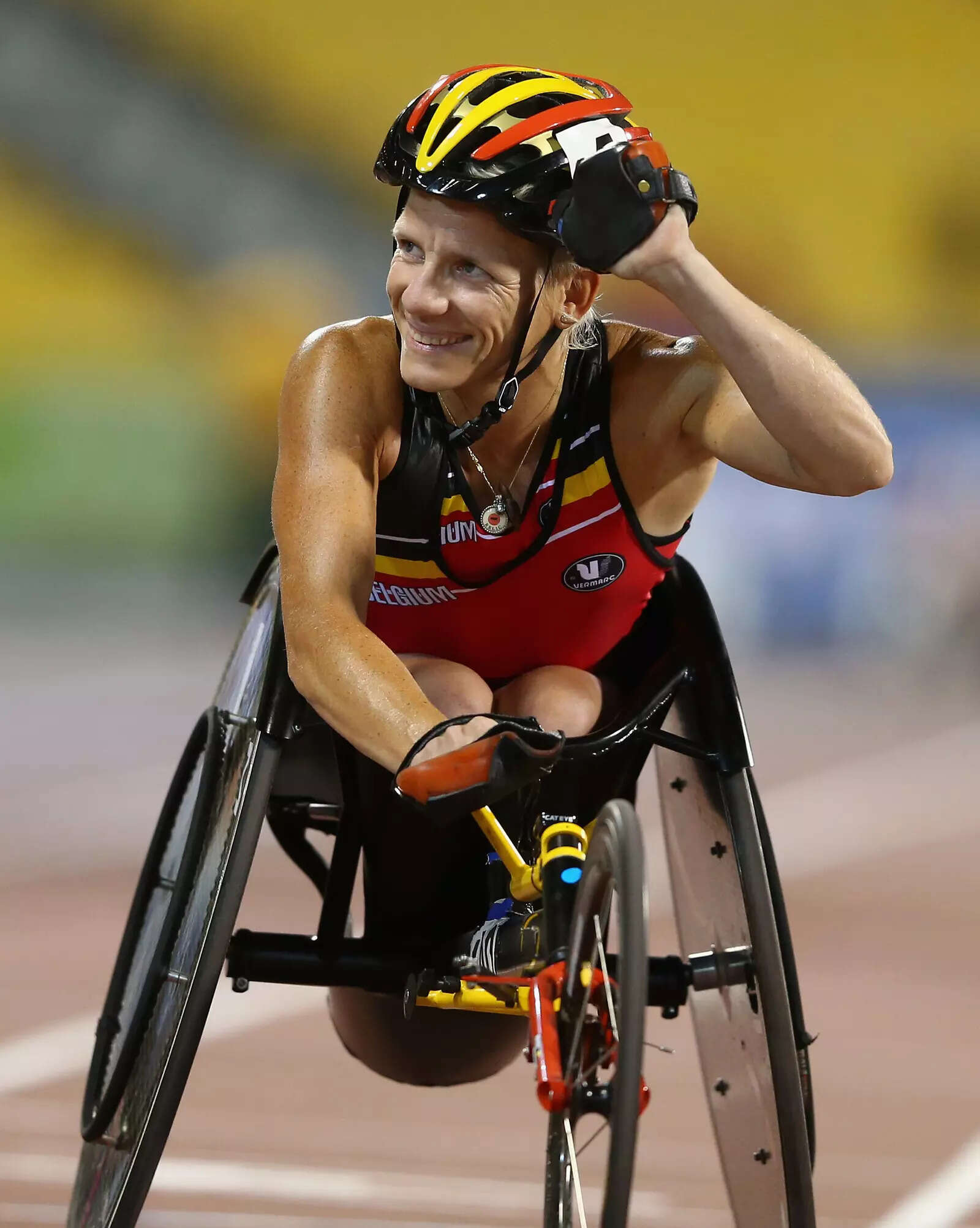 Marieke Vergoort de Belgica ने 31 अक्टूबर, 2015 को दोहा, कतर में सुहाम बिन हमाद स्टेडियम में IPC वर्ल्ड एथलेटिक्स चैंपियनशिप के दस दिन के दिन के सत्र के दौरान 400 मीटर T52 महिला फाइनल में जीत हासिल की। (फ्रेंकोइस नेल/गेटी इमेज द्वारा फोटो) आईपीसी वर्ल्ड एथलेटिक्स चैम्पियनशिप - दिन दस - दोपहर का सत्र