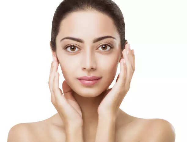 6 monsoon skincare hacks to combat humidity and stay fresh istockphoto-818727686-612x612