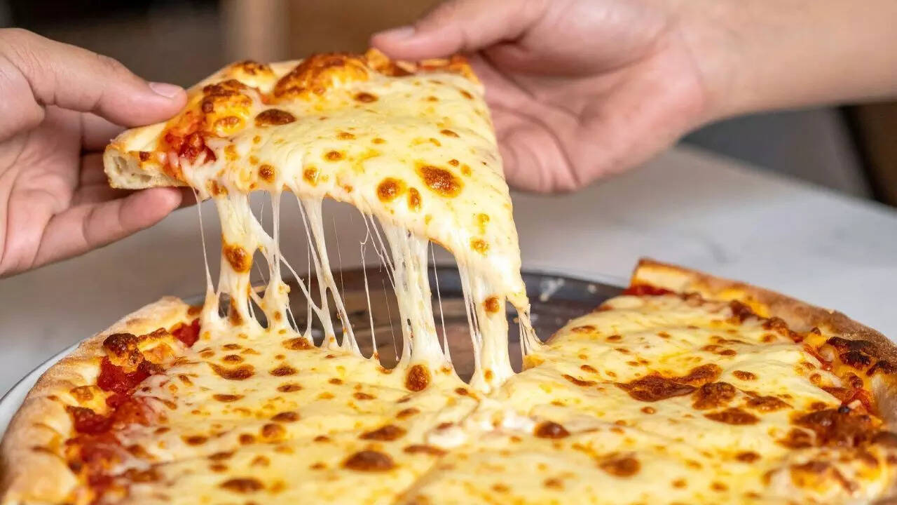 Potential risks and precautions of cheese