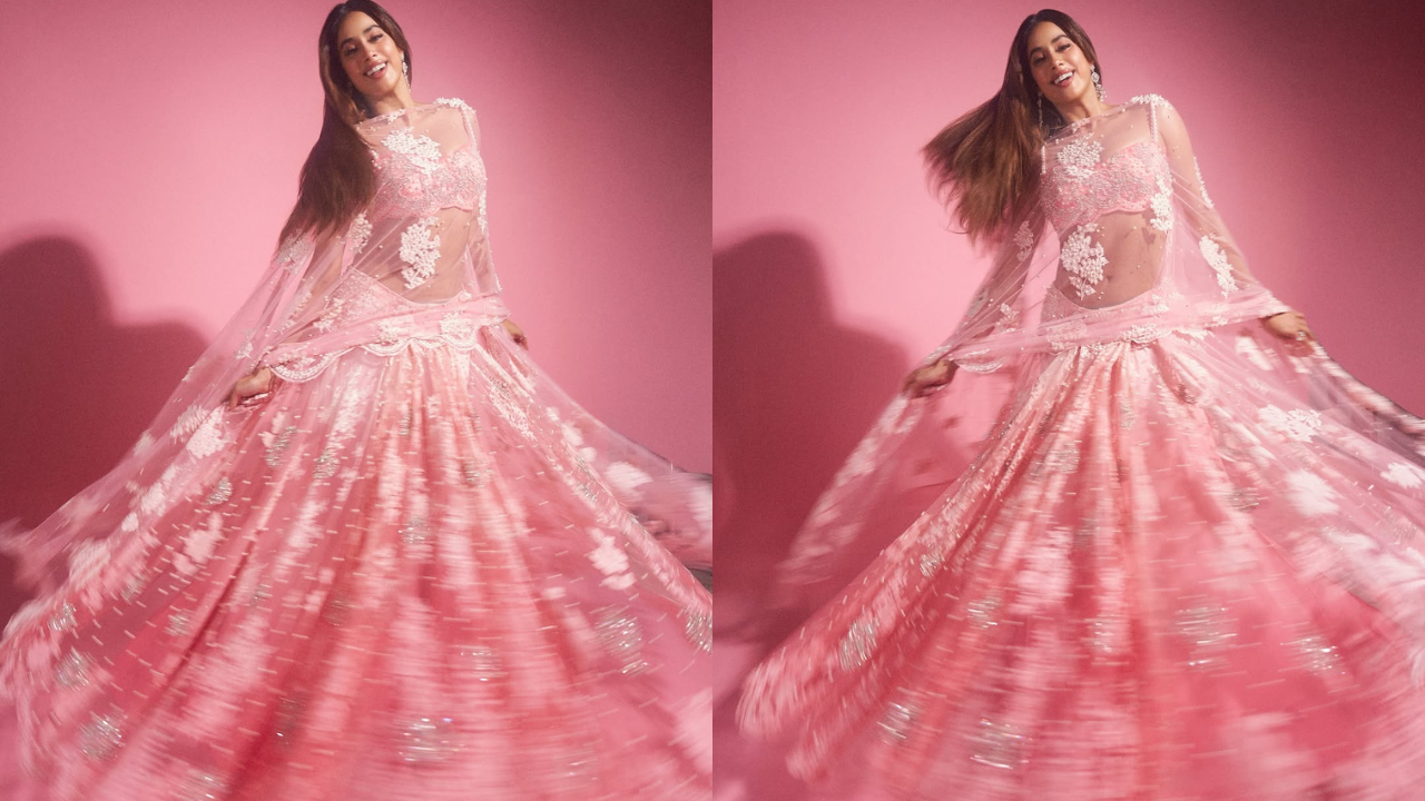 Janhvi Kapoor in Manish Malhotra lehenga