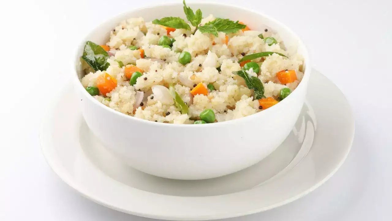 கேரட், பட்டாணி மற்றும் பீன்ஸ் கொண்ட காய்கறி அப்மா