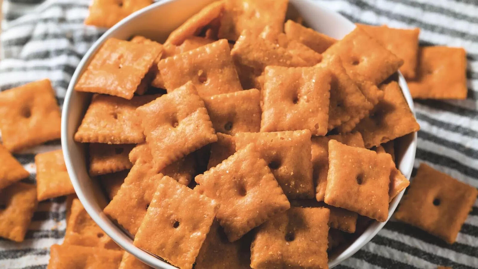 Flaky nimky makes a perfect snack after indulging into Ashtami bhog