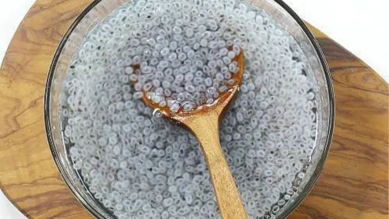 How basil seeds work with hair?