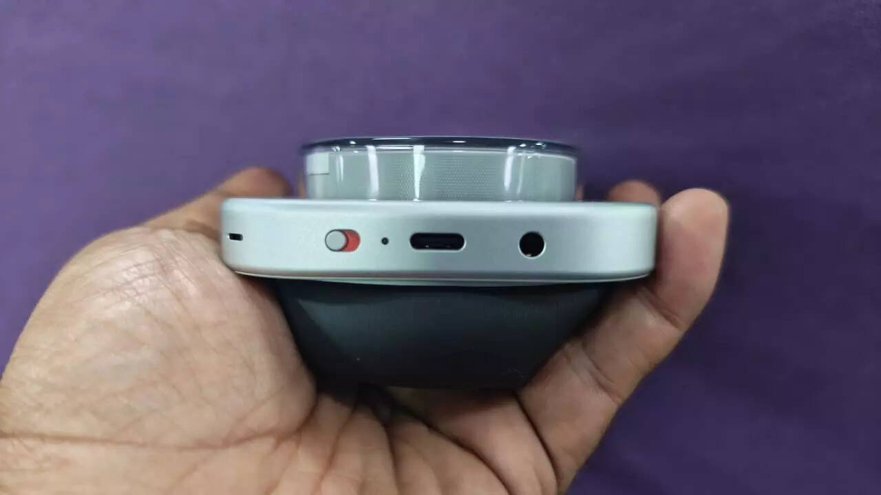Power button, USB-C charging port and 3.5mm audio jack