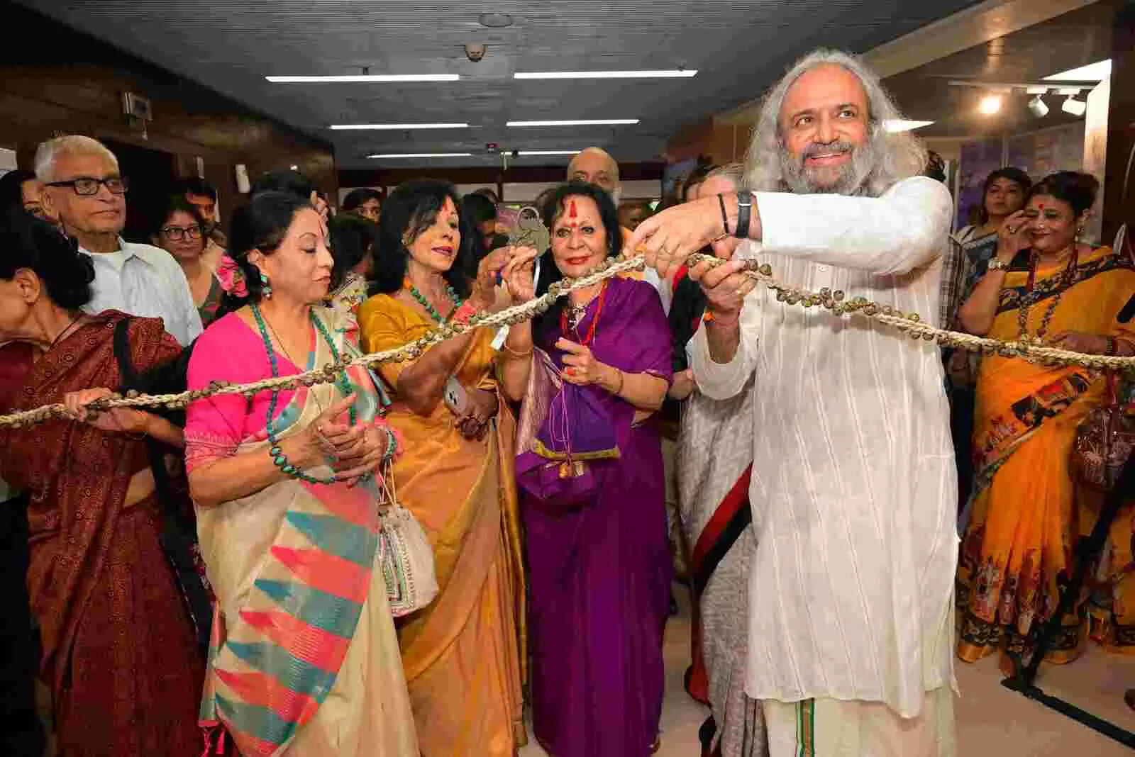 Shovana Narayan, Sonal Mansingh, and Ashish Khokar were among the dignitaries who inaugurated the exhibition