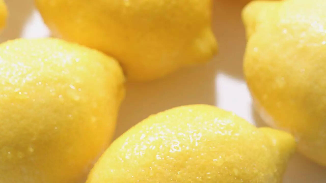 Natural cleaner for the kitchen and bathroom
